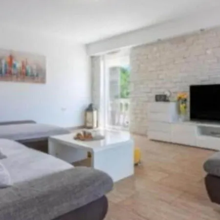 Apartment In Croatia Near Adriatic Coast * Grižane