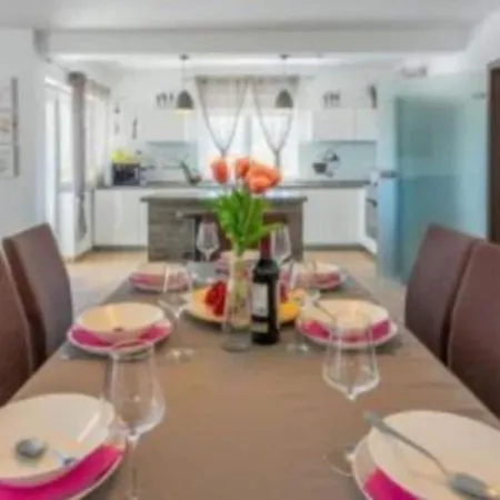 Apartment In Croatia Near Adriatic Coast Сasa de vacaciones