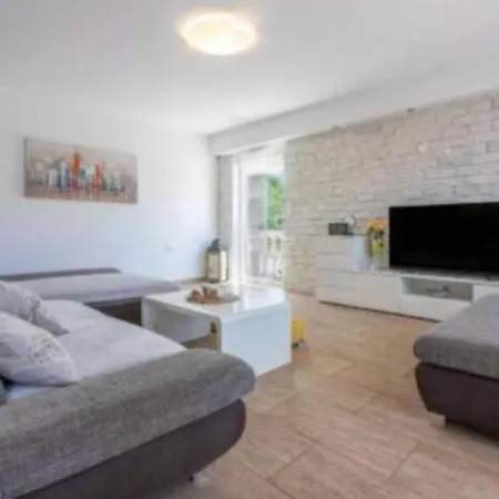 Apartment In Croatia Near Adriatic Coast Сasa de vacaciones